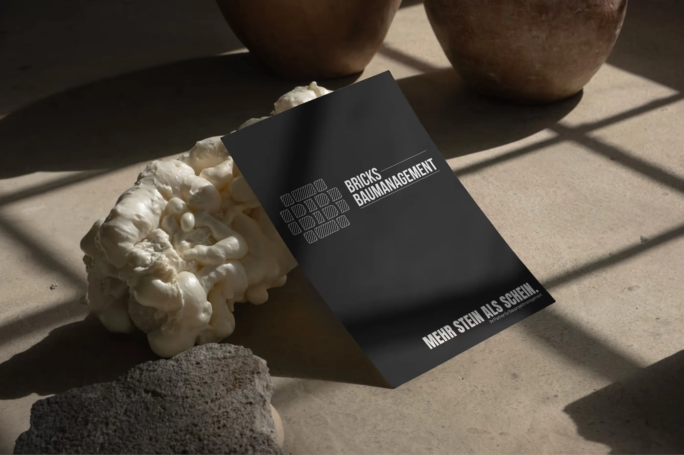 Branding von allkind für Bricks Baumanagement
